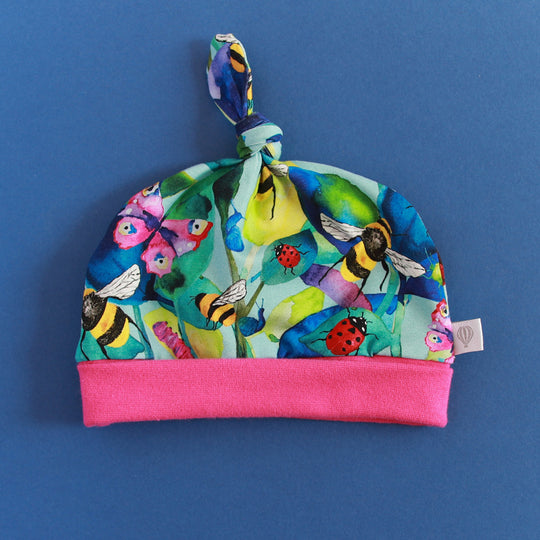 Mini Beasts Organic Hat (Knotted) Pink